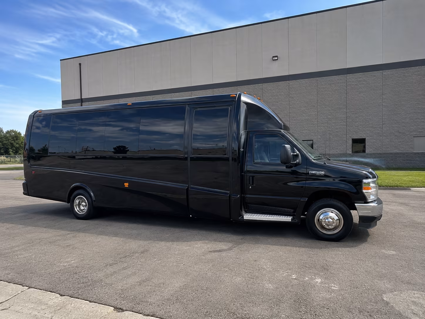 Elizabeth Corporate Transportation party bus exterior