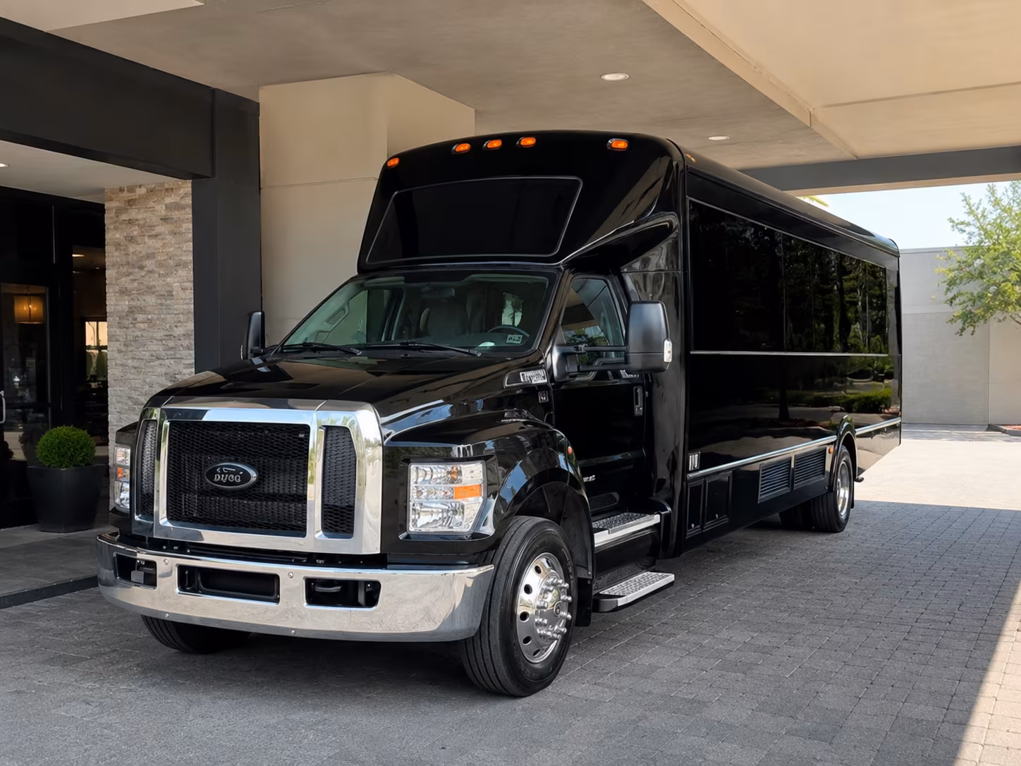 Elizabeth Prom & Homecoming Transportation party bus exterior
