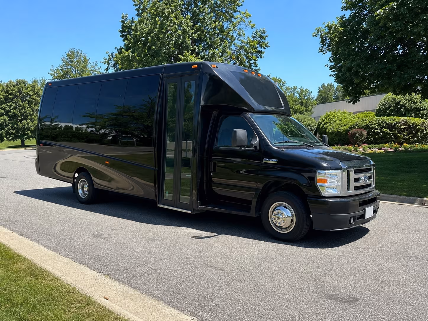 Elizabeth Sporting Event Transportation onboard seating